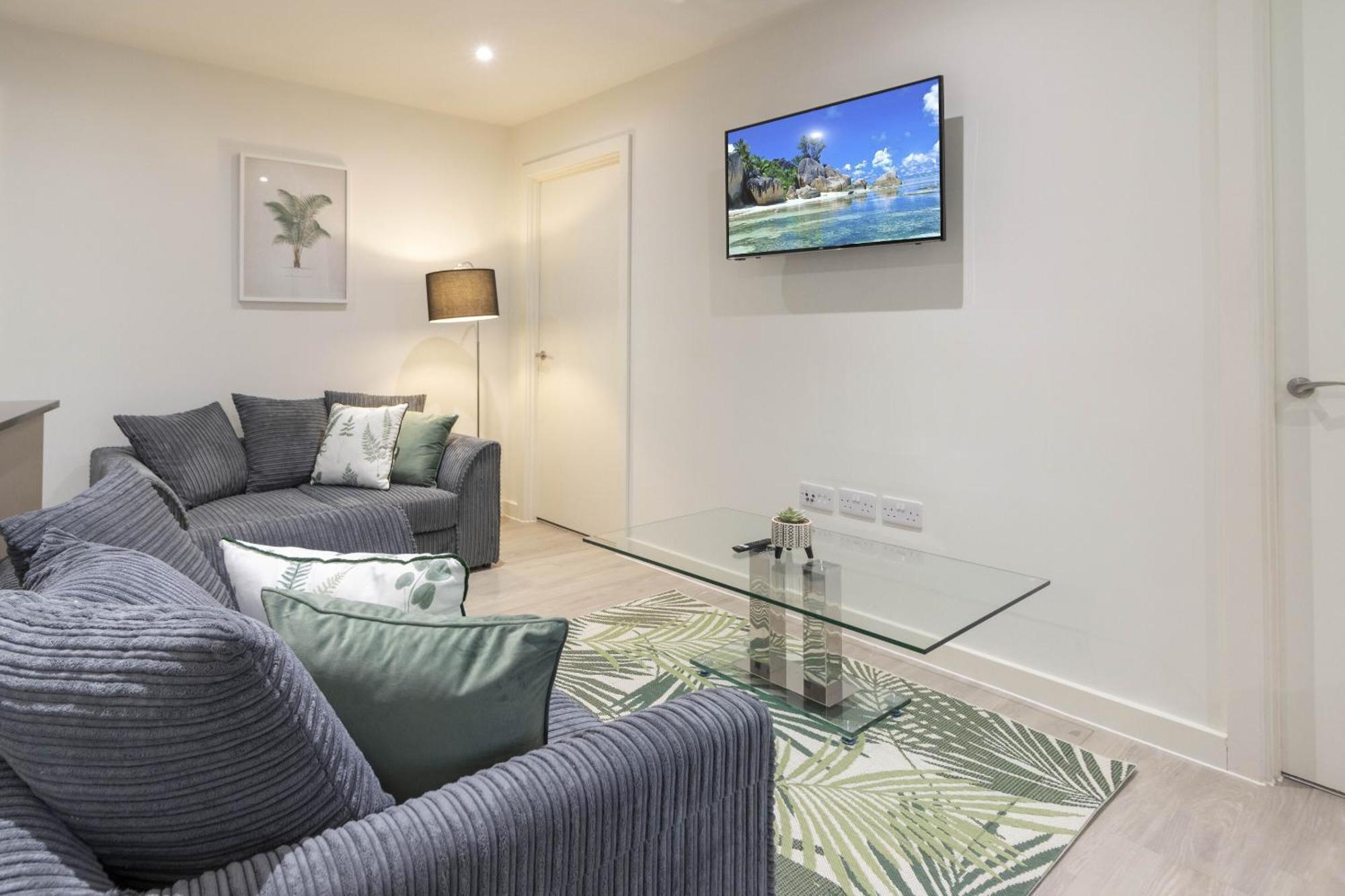 Appartamento Linacre 11 - Modern 2 Bed Behind The Cathedral With Free Parking And Fast Wifi Exeter Esterno foto
