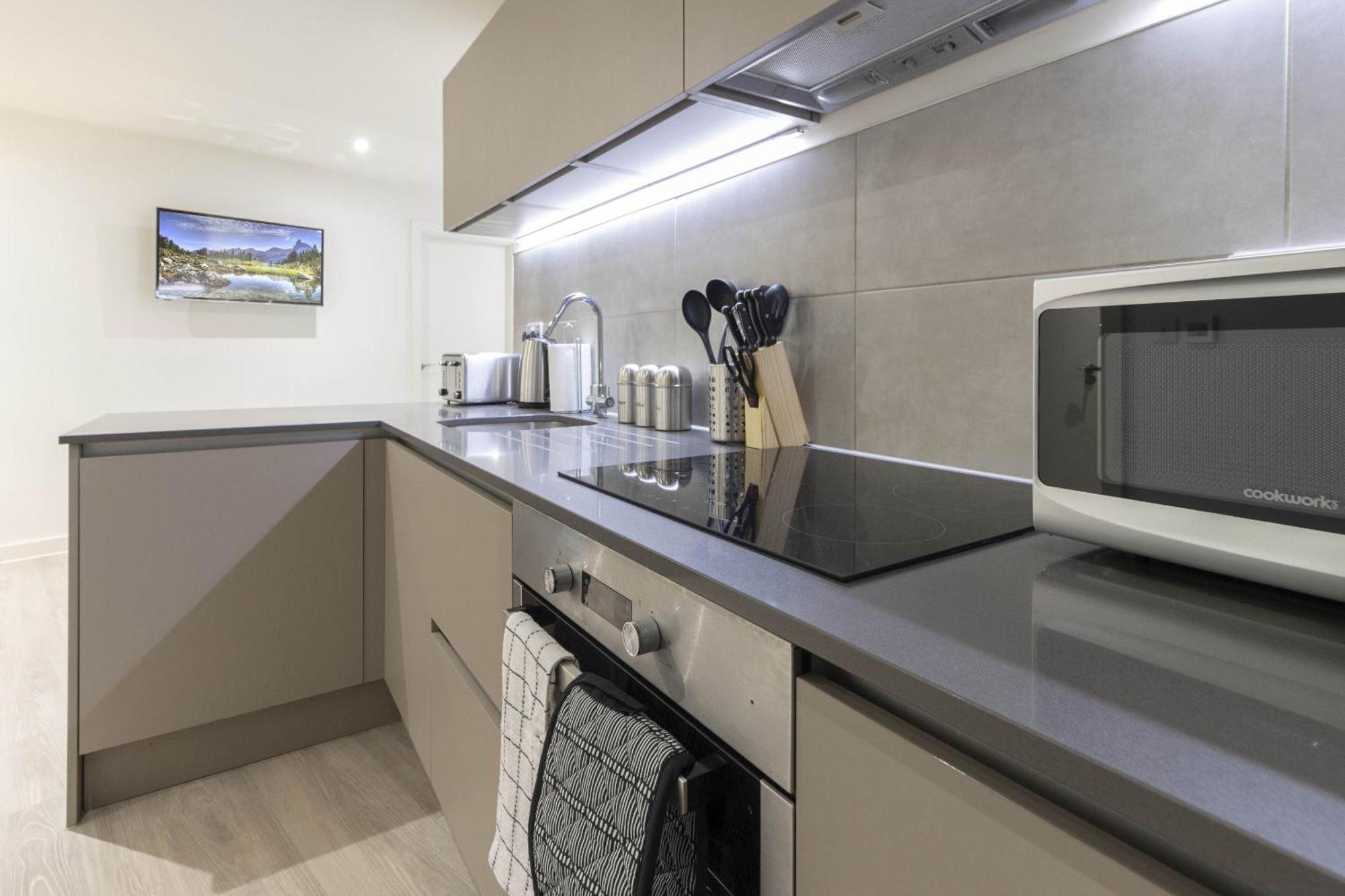 Appartamento Linacre 11 - Modern 2 Bed Behind The Cathedral With Free Parking And Fast Wifi Exeter Esterno foto
